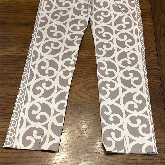 Gretchen Scott Gripeless Pull On Patterned pants, size small - Picture 7 of 12